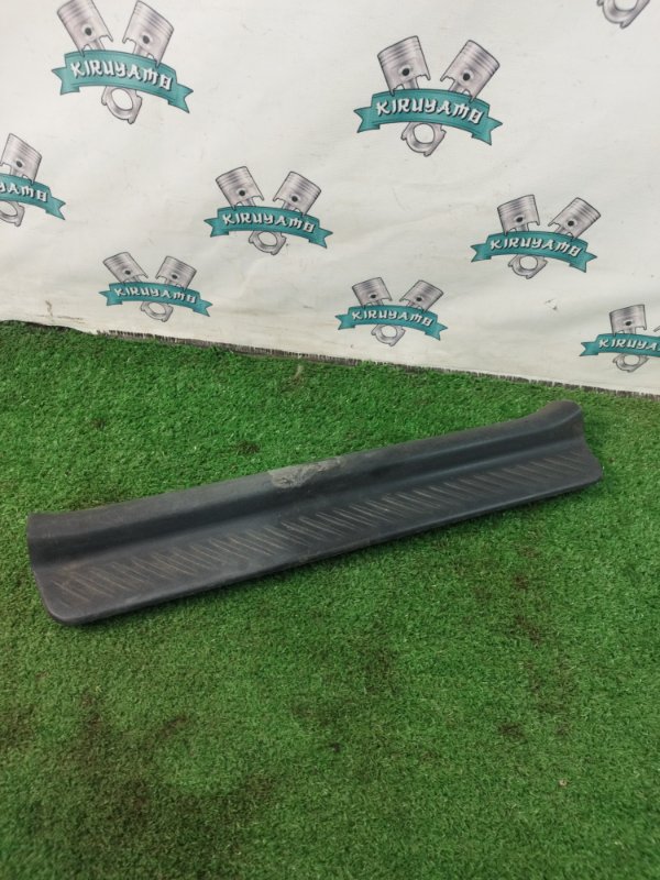 Накладка на порог салона Mazda Mazda3 BK