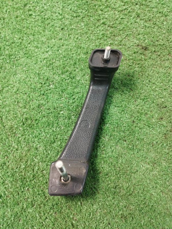 Ручка двери внутренняя лада 21083 1996