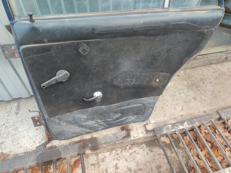 Дверь боковая лада 2103