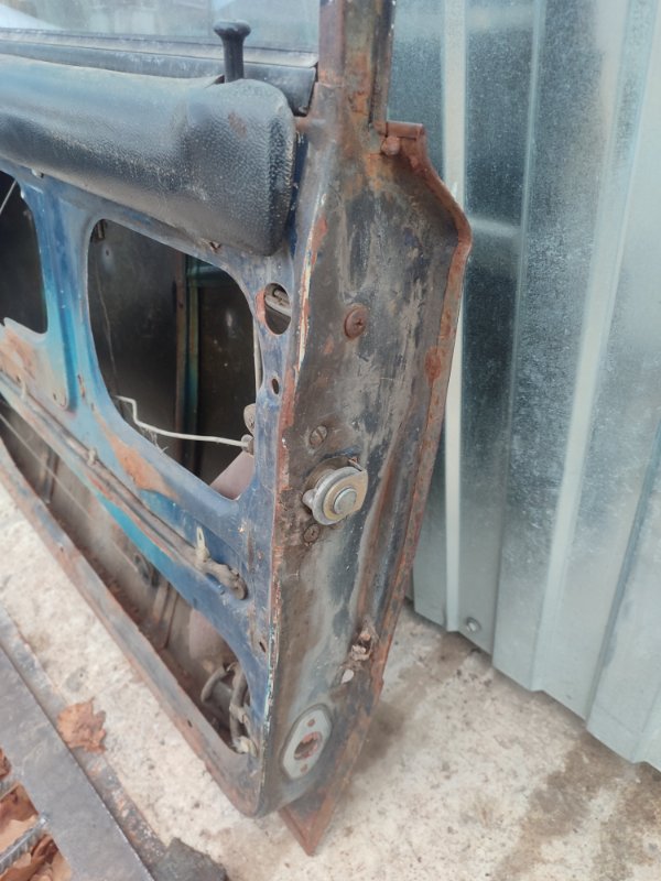 Дверь боковая лада 2103