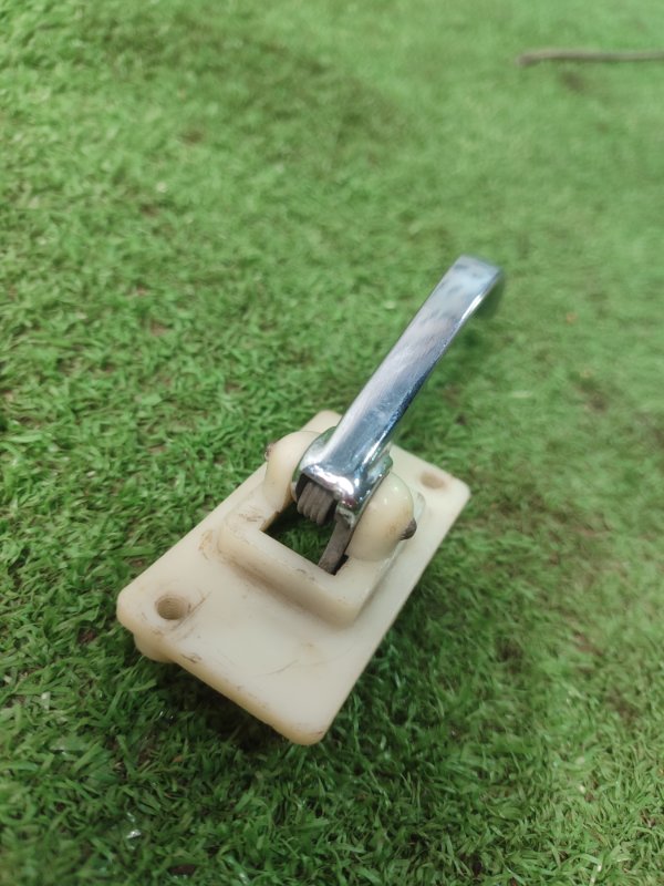 Ручка двери внутренняя лада 2103