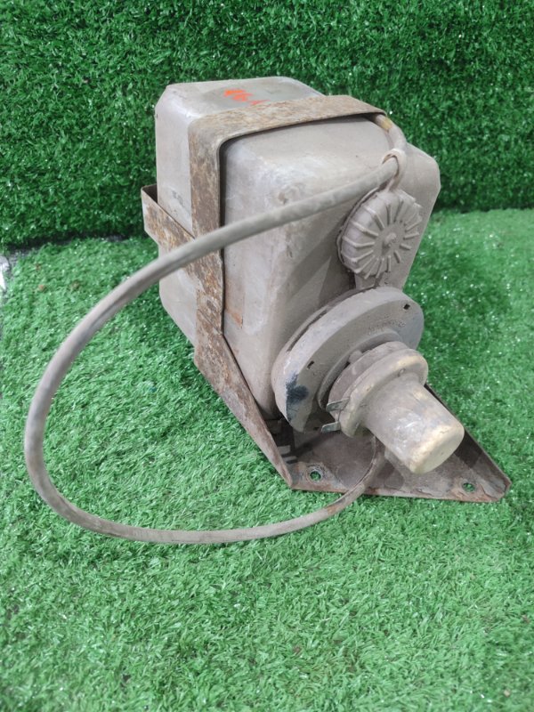 Бачок стеклоомывателя ГАЗ Соболь 2217 1999 2217