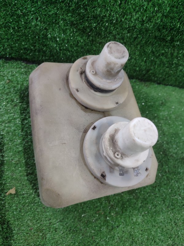 Бачок стеклоомывателя лада 21053 1997 2105