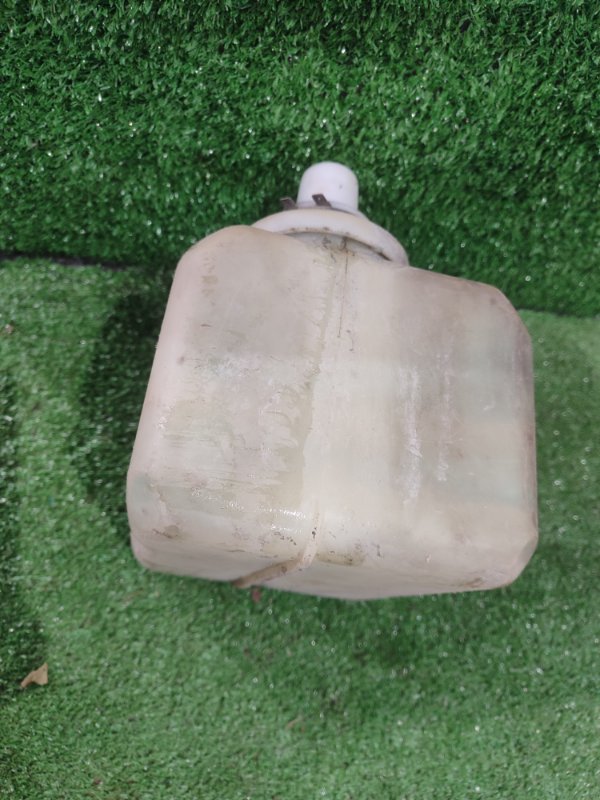 Бачок стеклоомывателя лада 21053 1997 2105