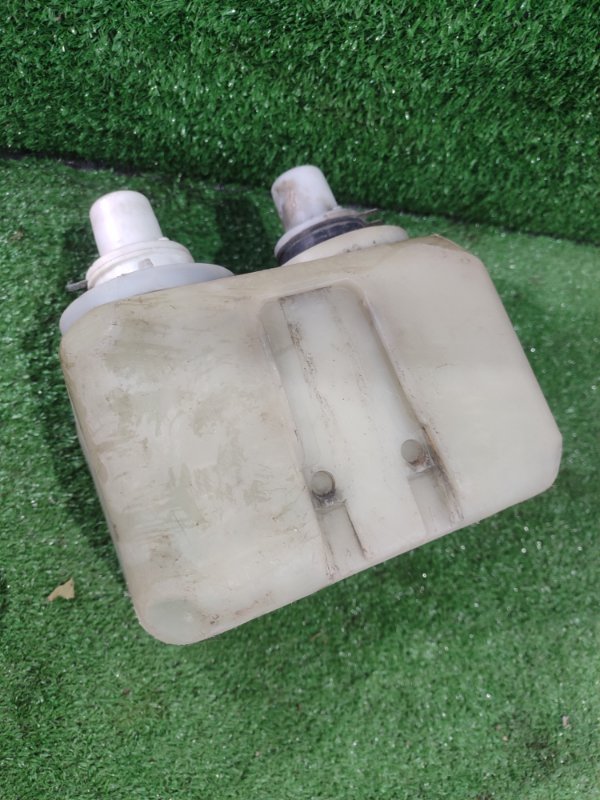 Бачок стеклоомывателя лада 21053 1997 2105