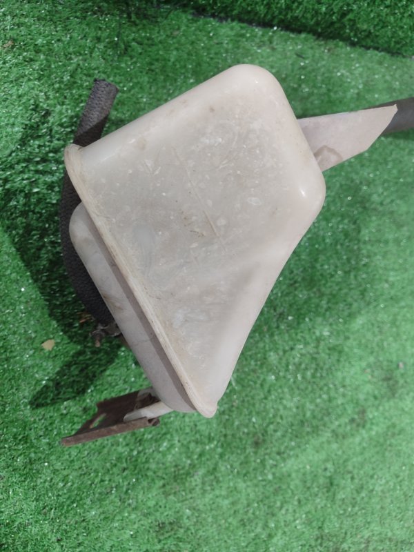 Бачок стеклоомывателя ГАЗ Соболь 2217 1999 2217