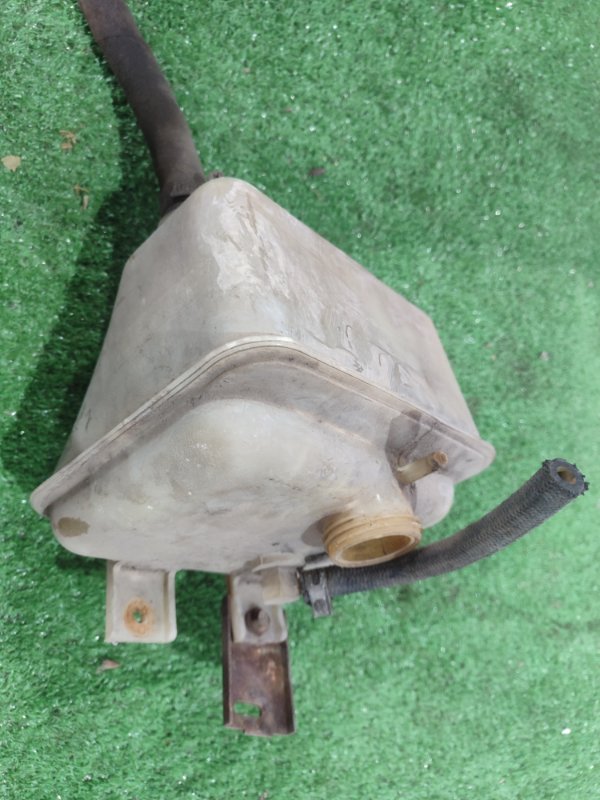 Бачок стеклоомывателя ГАЗ Соболь 2217 1999 2217