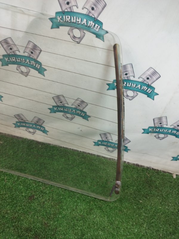 Стекло заднее лада 1111 Ока 111