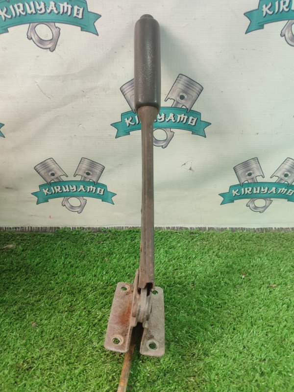 Рычаг стояночного тормоза лада 21083 1996