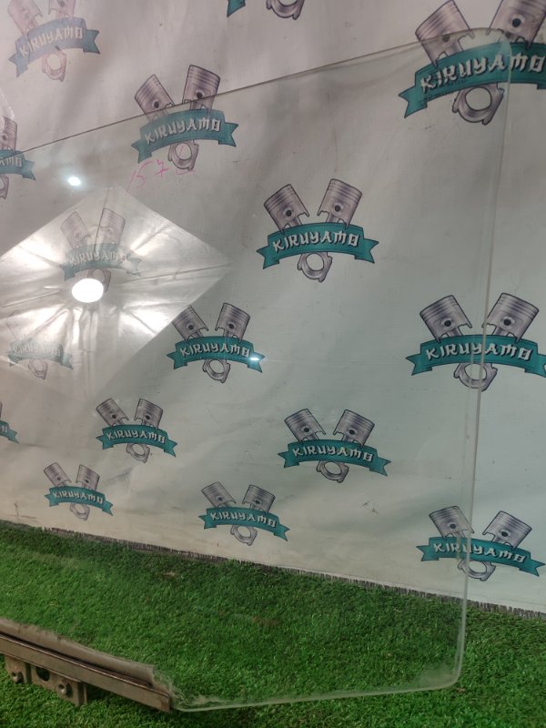 Стекло двери ока 1111 Ока 111