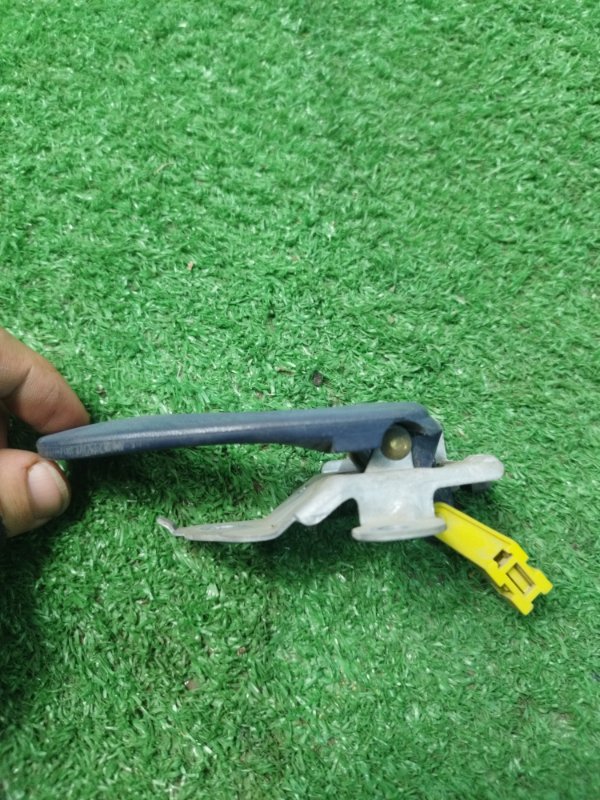 Ручка двери внутренняя Mitsubishi Carisma