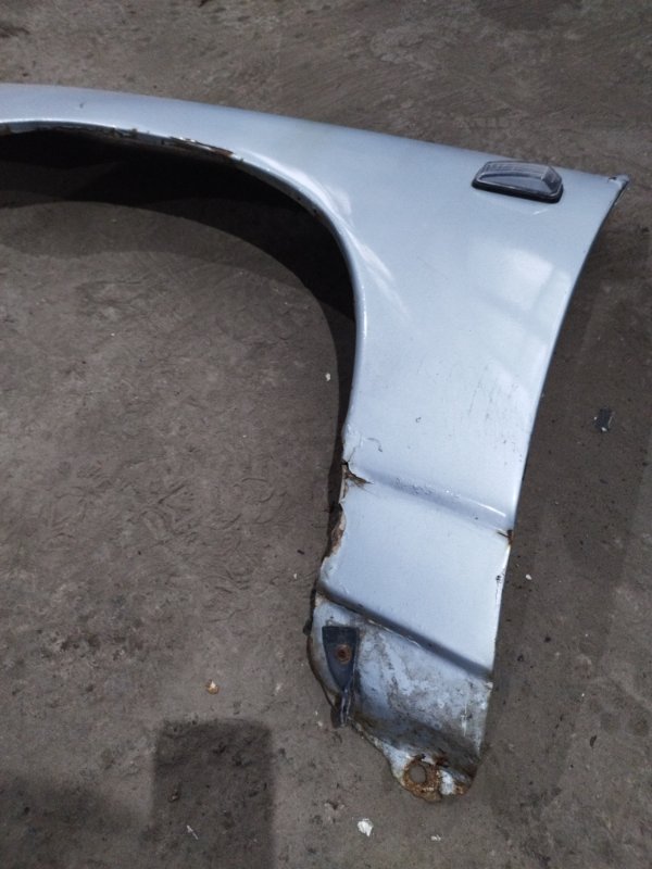 Крыло лада 21102 2002