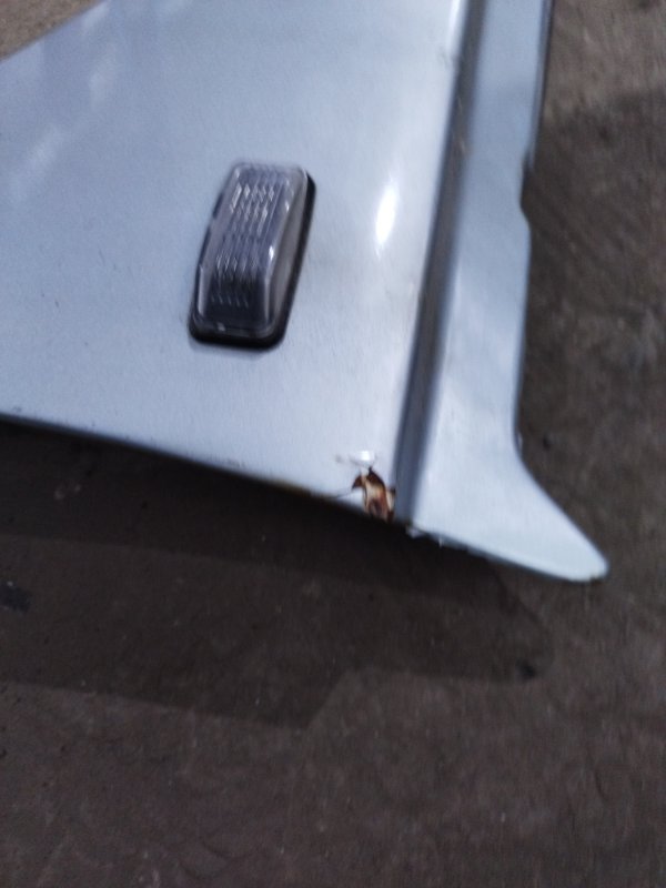 Крыло лада 21102 2002