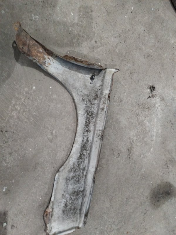 Крыло лада 21102 2002