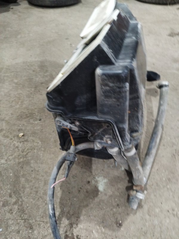 Корпус печки лада 21102 2002