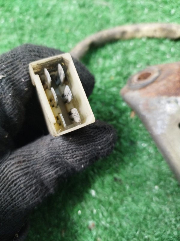 Трапеция дворников лада 21083 1996