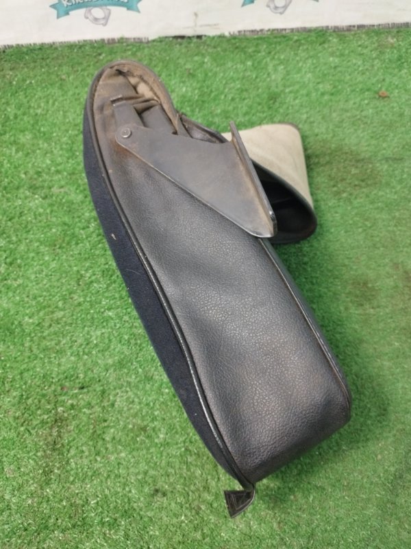 Подлокотник лада 21053 1997 2105