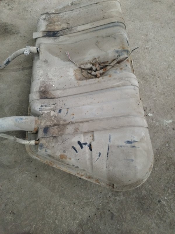 Бак топливный лада 21083 1996