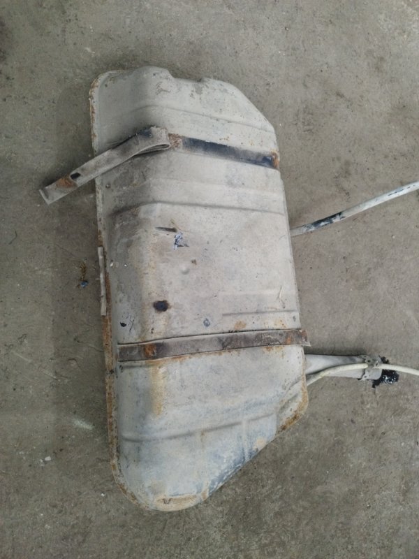 Бак топливный лада 21083 1996