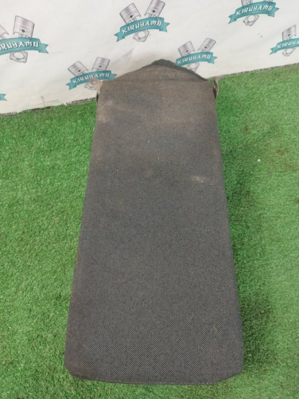 Подлокотник лада 21102 2002