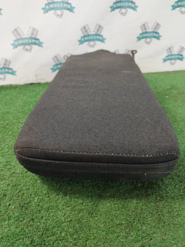 Подлокотник лада 21102 2002