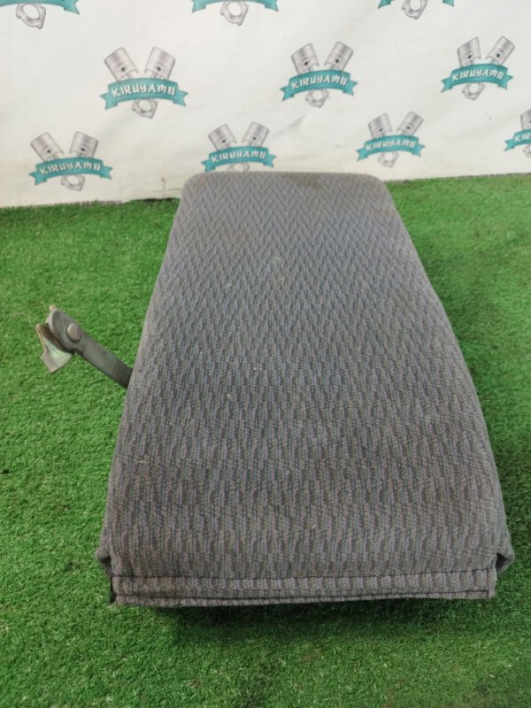 Подлокотник лада 21102 2001 2110