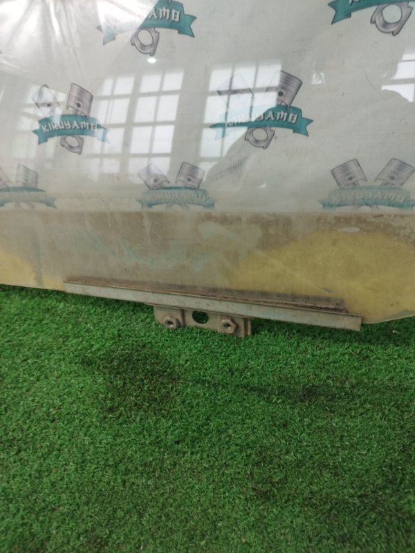 Стекло двери лада 21083 1996