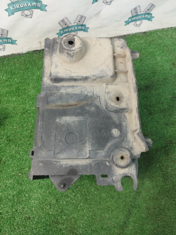 Короб аккумулятора Mazda Mazda3 BK