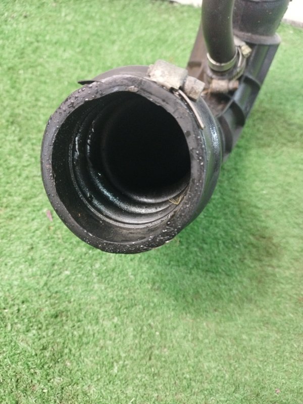 Патрубок дроссельной заслонки лада 21102 2002