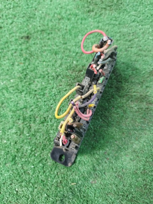 Блок предохранителей ГАЗ Соболь 2217 1999 2217