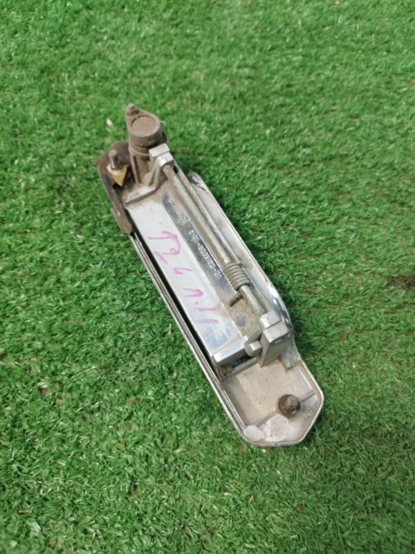 Ручка двери внешняя лада 21063 1993 2106