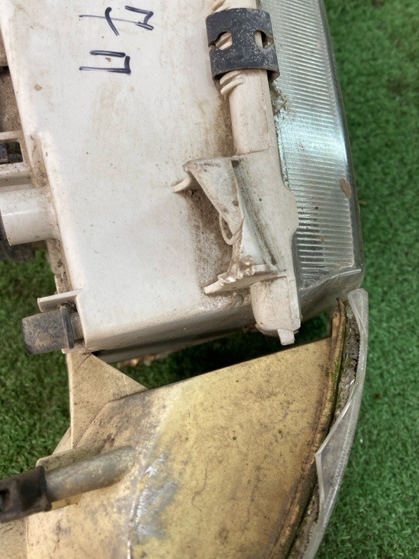 Фара лада 21102 2002