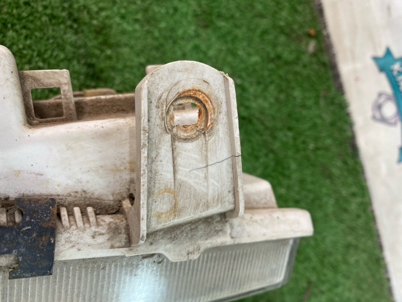 Фара лада 21102 2002