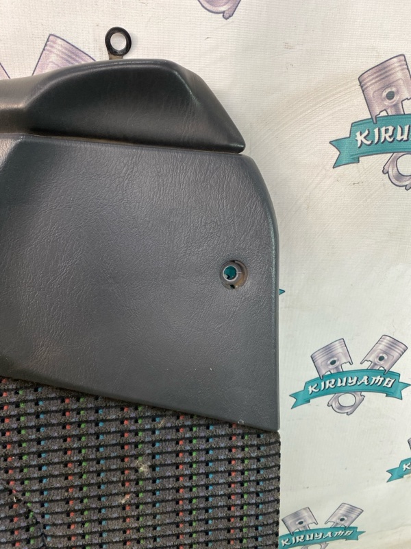 Обшивка боковой двери Toyota CORONA 1995 седан