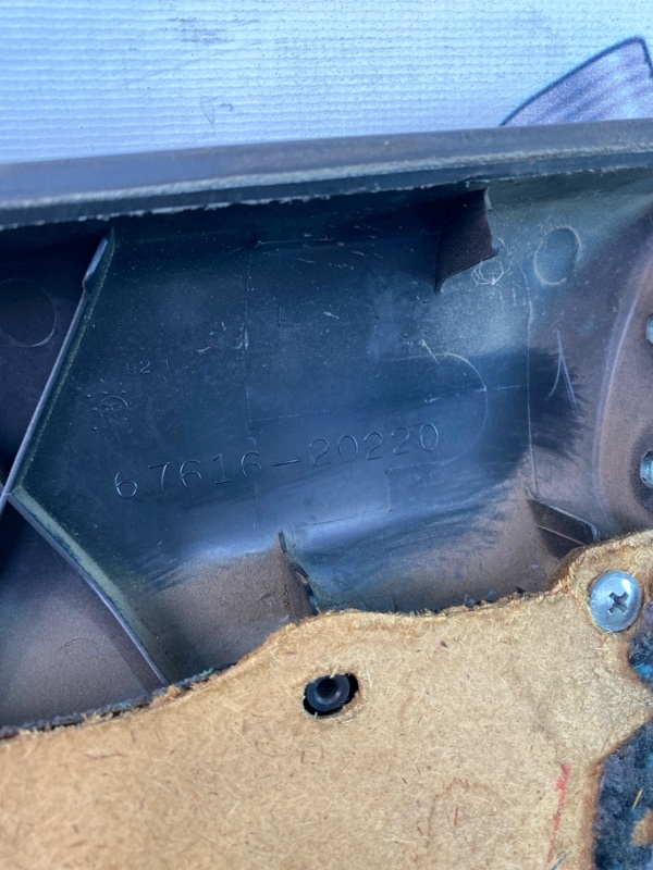 Обшивка боковой двери Toyota CORONA 1995 седан