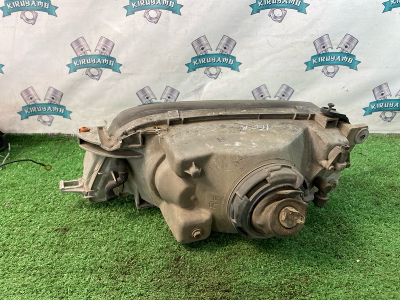 Фара Toyota CORONA 1995 седан