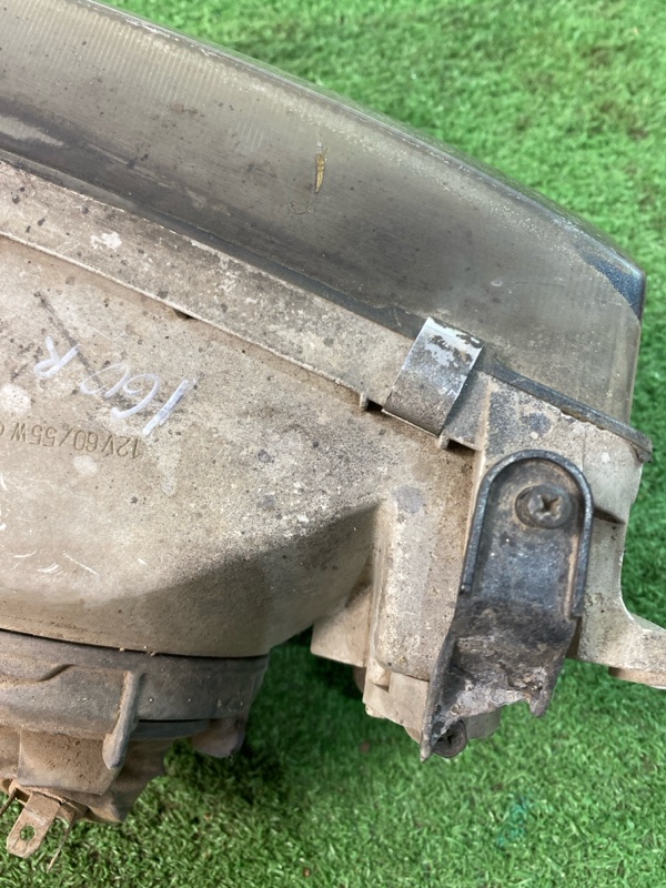 Фара Toyota CORONA 1995 седан