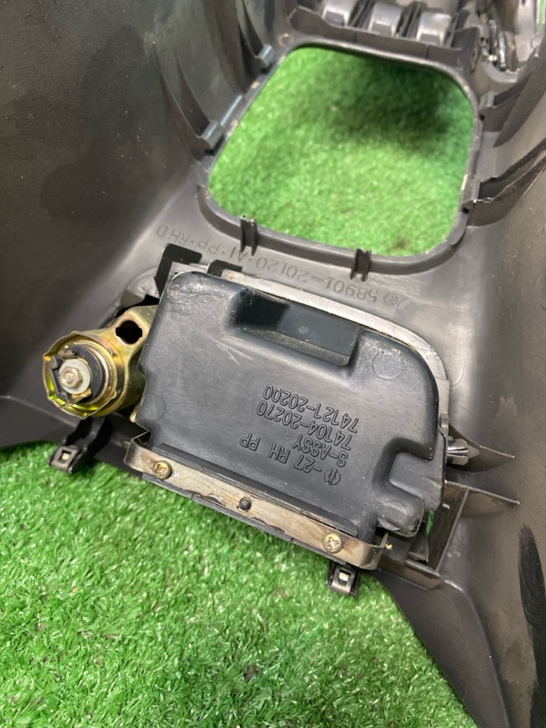 Подлокотник Toyota CORONA 1995 седан