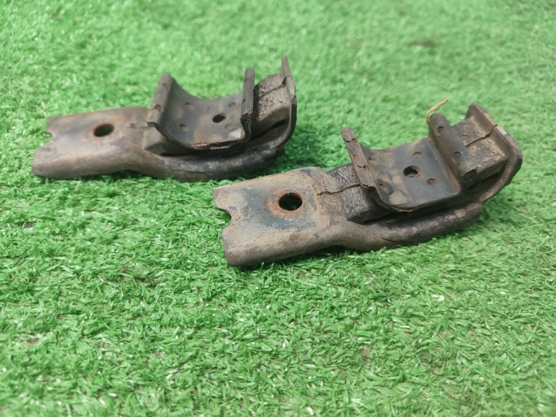 КРОНШТЕЙН Toyota CORONA 1995 седан