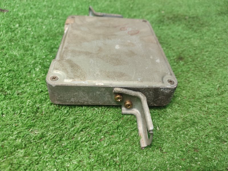 Блок управления Toyota CORONA 1995 седан