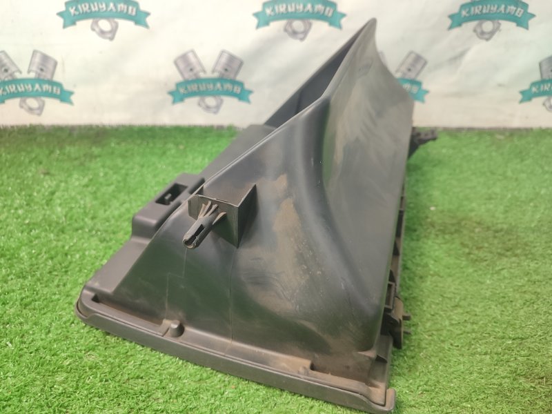 Бардачок Toyota CORONA 1995 седан