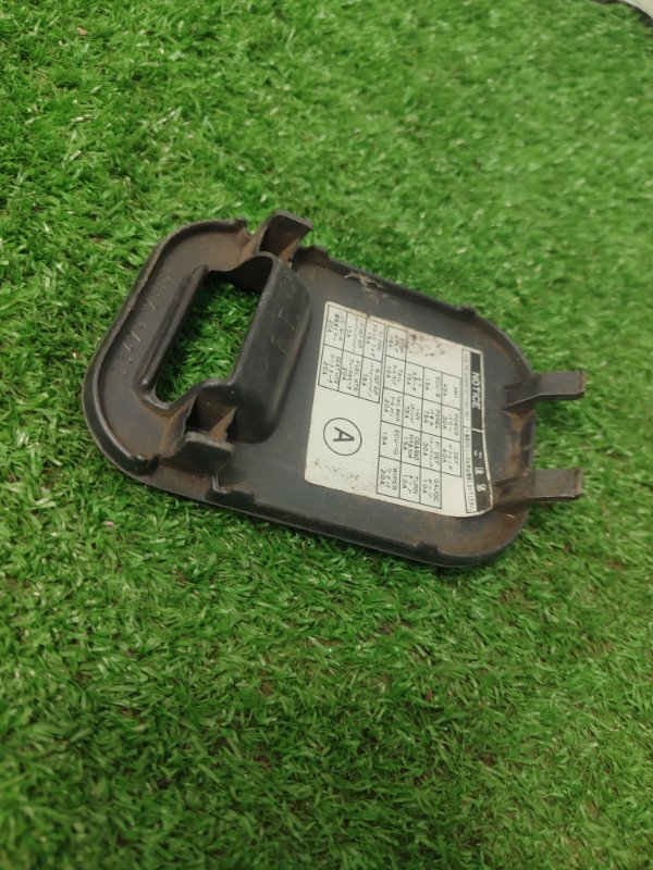 Крышка блока предохранителей Toyota CORONA 1995 седан