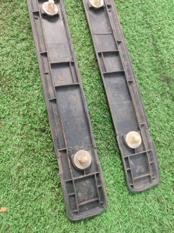 Накладка на порог салона Toyota CORONA 1995 седан