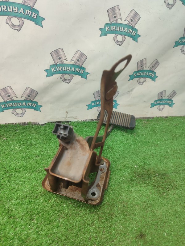 Педаль тормоза Toyota CORONA 1995 седан