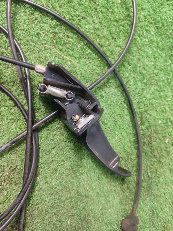 Кнопка открывания багажника Toyota CORONA 1995 седан