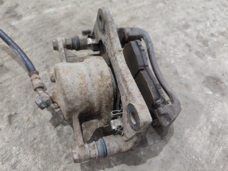 Суппорт тормозной Toyota CORONA 1995 седан