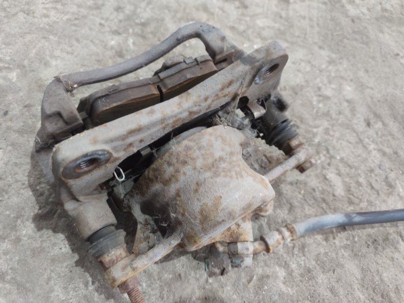 Суппорт тормозной Toyota CORONA 1995 седан