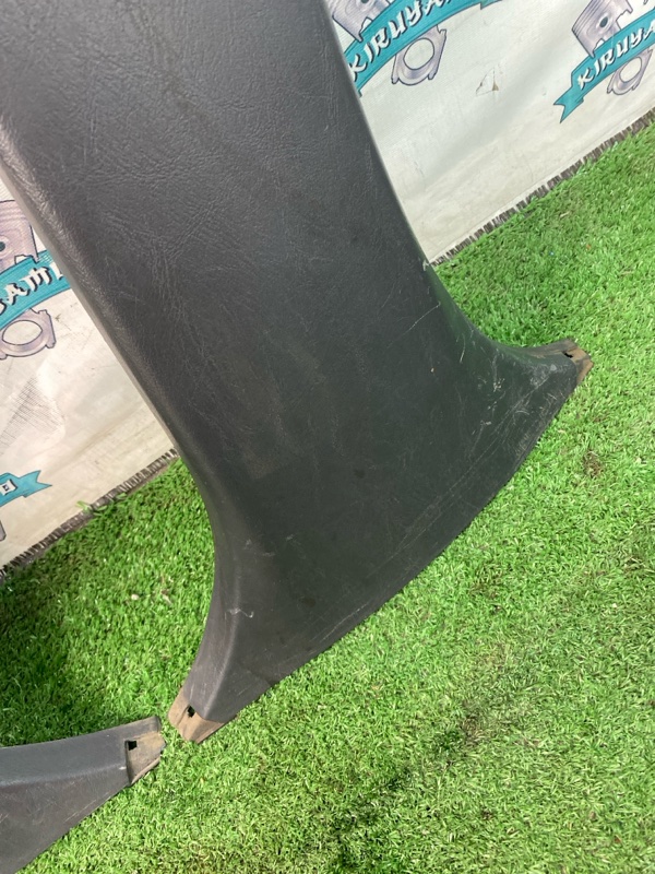 Накладка на стойку кузова Toyota CORONA 1995 седан