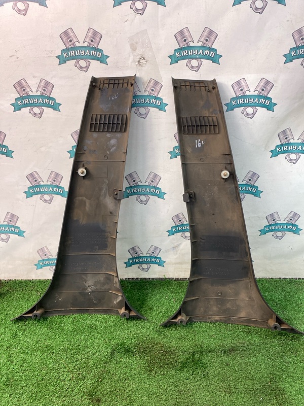 Накладка на стойку кузова Toyota CORONA 1995 седан