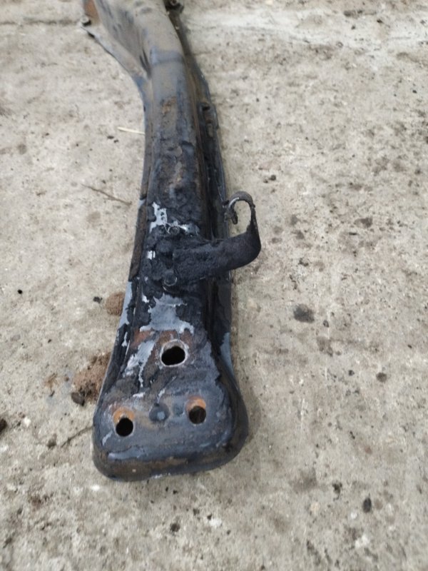 Балка продольная под ДВС Toyota CORONA 1995 седан